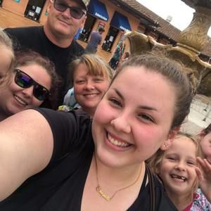 Meet your Posher, Jennifer